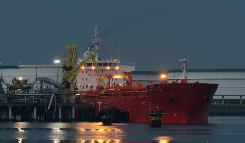 ISOLDE Tanker IMO 9391385 photo 7