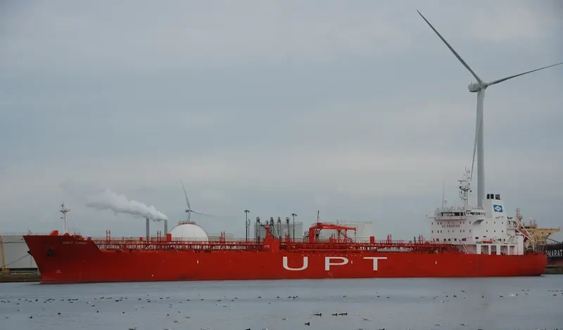 CAPE GUINEA Tanker IMO 9391402 photo 2