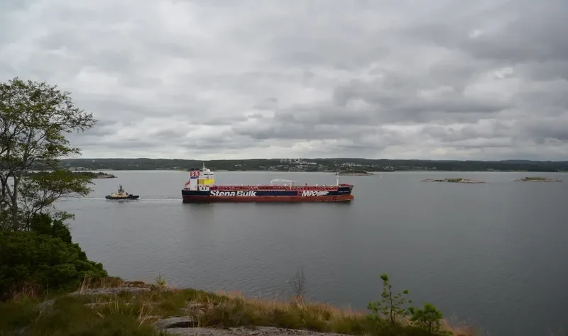 STENA PENGUIN Tanker IMO 9391476 photo 8