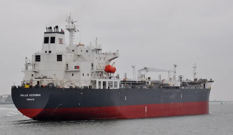 VALLE AZZURRA Tanker IMO 9391488 photo 3