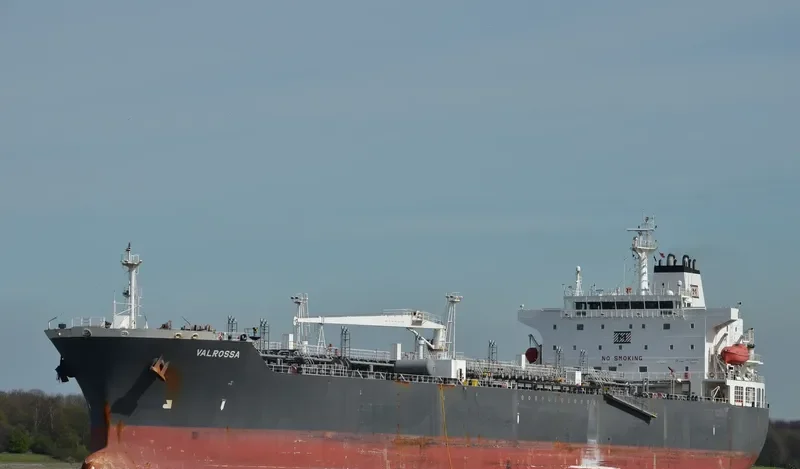 VALROSSA Tanker IMO 9391505 photo 4