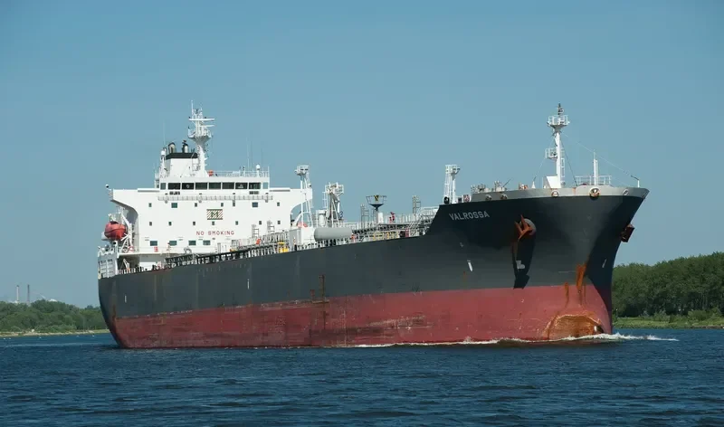 VALROSSA Tanker IMO 9391505 photo 7