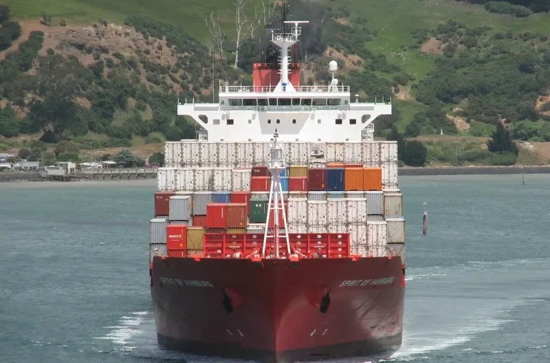SPIRIT OF HAMBURG Container Ship IMO 9391660 photo 5