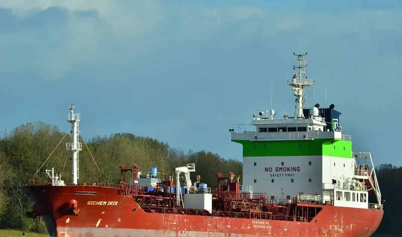 SICHEM IRIS Tanker IMO 9392183 photo 6