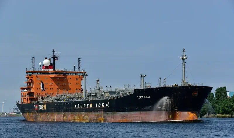 TORM LILLY Tanker IMO 9392470 photo 7