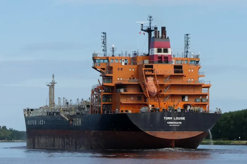TORM LOUISE Tanker IMO 9392482 photo 9