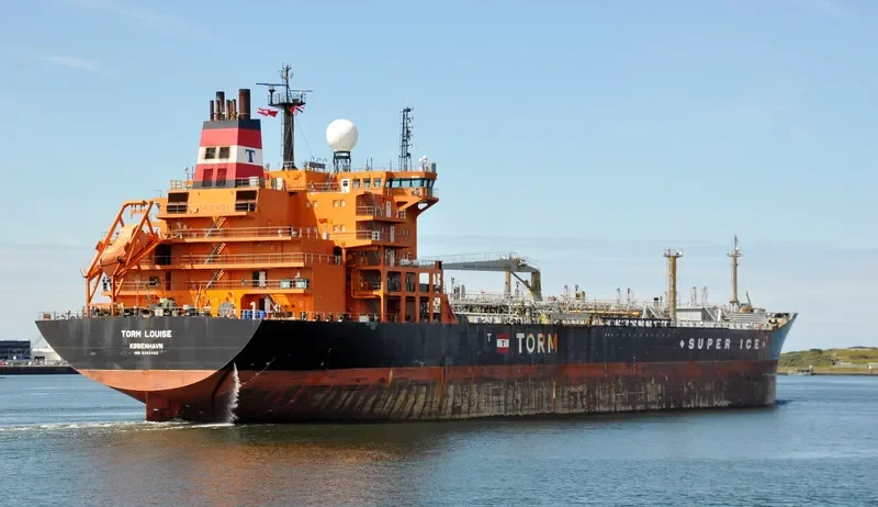 TORM LOUISE Tanker IMO 9392482 photo 10
