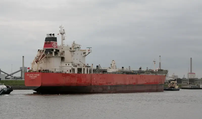 ATLANTIC PISCES Tanker IMO 9392781 photo 7