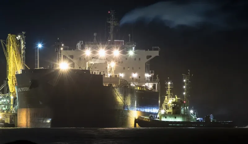 ALPINE MYSTERY Tanker IMO 9392808 photo 4