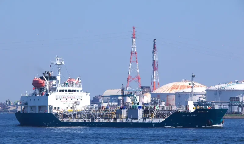 SPRING EURO Tanker IMO 9392896 photo 6