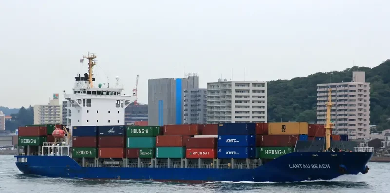 WES SINA Container Ship IMO 9392901 photo 10
