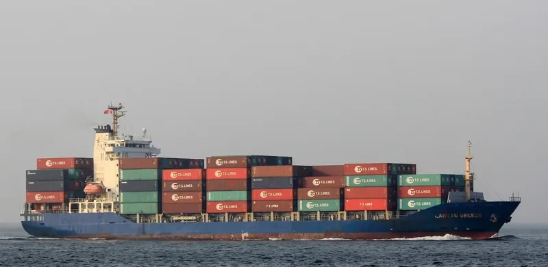 ASIATIC QUEST Container Ship IMO 9392913 photo 2
