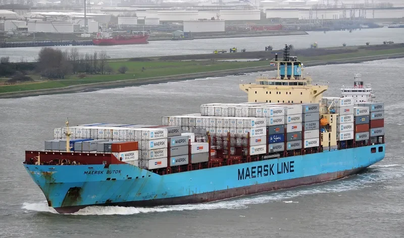 MAERSK BUTON Container Ship IMO 9392925 photo 6