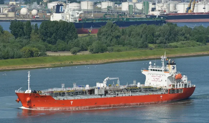 JBU ONYX Tanker IMO 9392999 photo 3