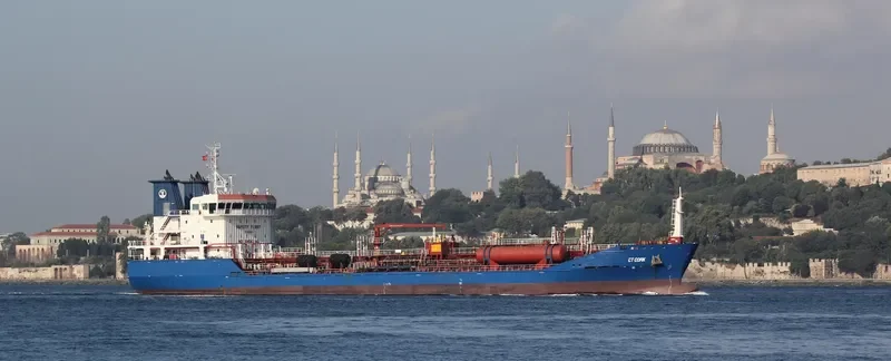 DERG Tanker IMO 9393060 photo 10