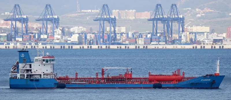 ERNE Tanker IMO 9393072 photo 3