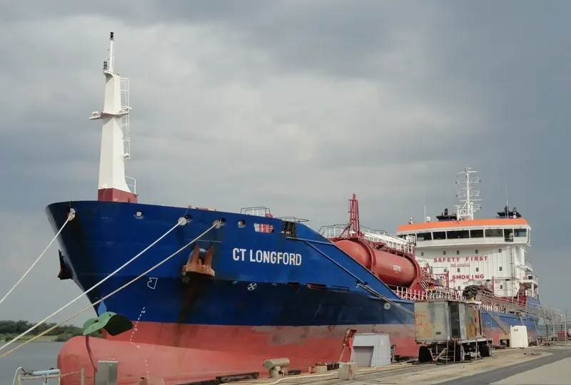 ERNE Tanker IMO 9393072 photo 6