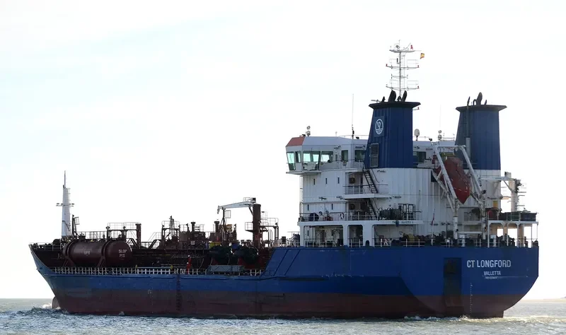 ERNE Tanker IMO 9393072 photo 8