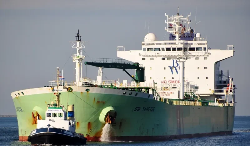 BW YANGTZE Tanker IMO 9393096 photo 8