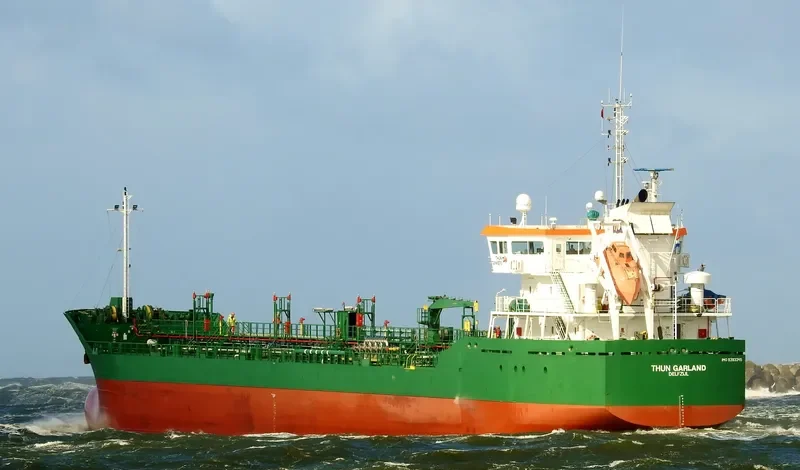 THUN GARLAND Tanker IMO 9393345 photo 5