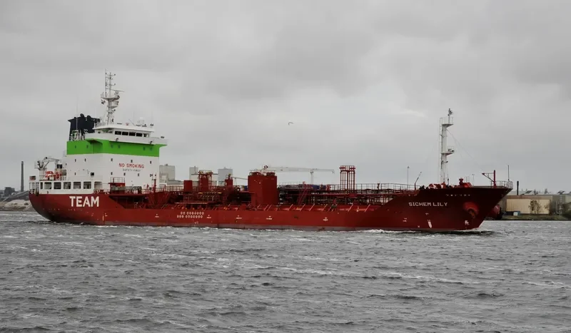TOMMASO S Tanker IMO 9393395 photo 4