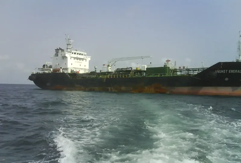 ANUKET EMERALD Tanker IMO 9393644 photo 3