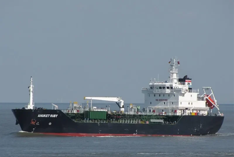 ANUKET RUBY Tanker IMO 9393668 photo 3