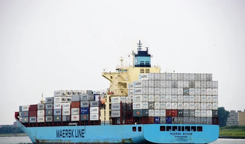 MAERSK BOGOR Container Ship IMO 9394882 photo 5