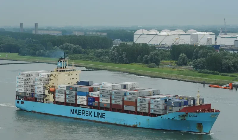 MAERSK BOGOR Container Ship IMO 9394882 photo 8
