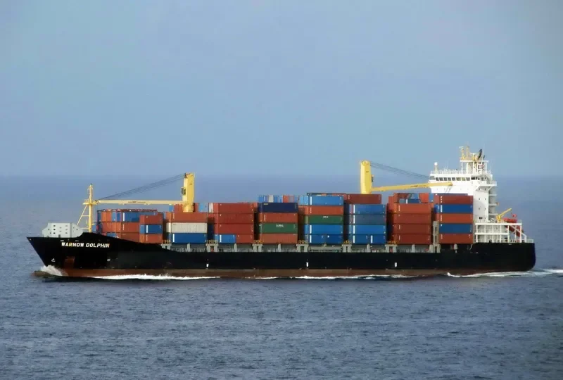 WARNOW DOLPHIN Container Ship IMO 9395070 photo 8