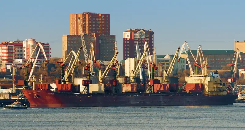 CASTLE Bulk Carrier IMO 9395238 photo 3