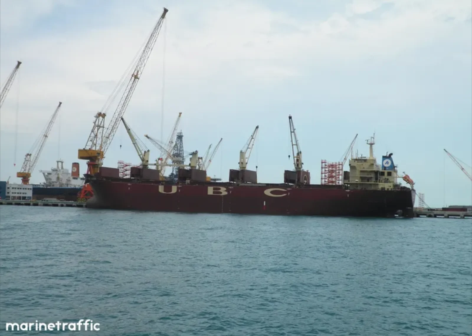 EVANS Bulk Carrier IMO 9395240 photo 2