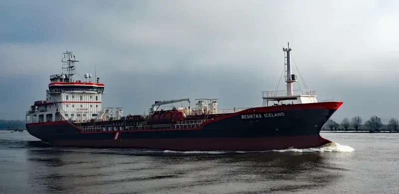 BESIKTAS ICELAND Tanker IMO 9395367 photo 4