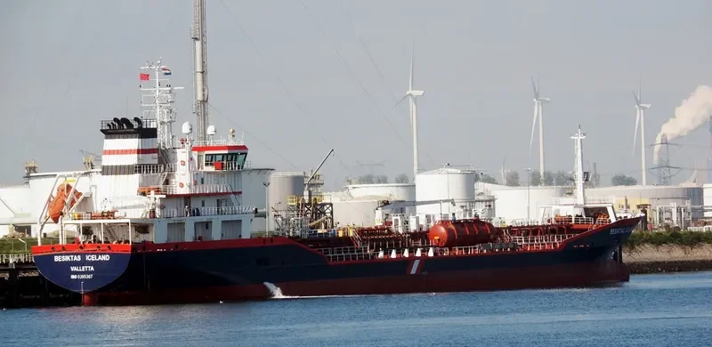 BESIKTAS ICELAND Tanker IMO 9395367 photo 6