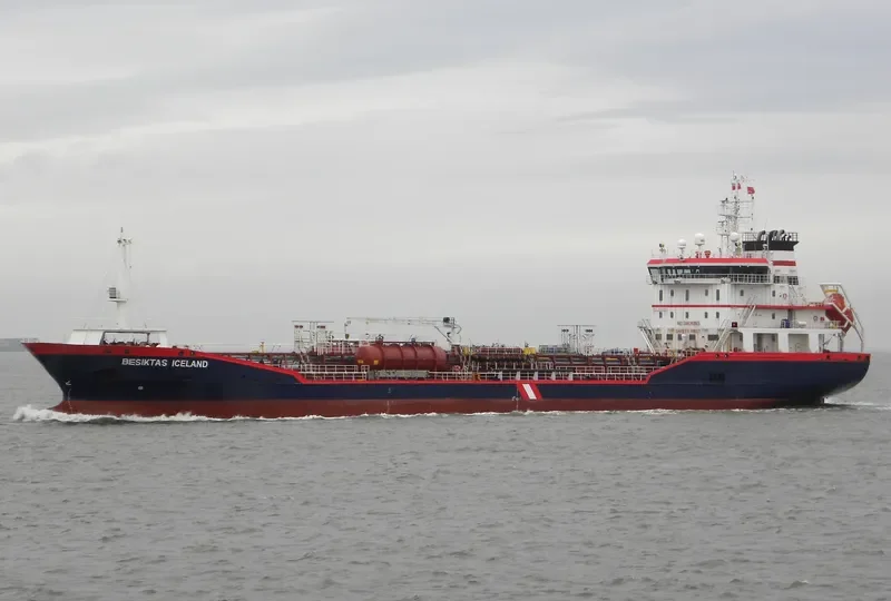 BESIKTAS ICELAND Tanker IMO 9395367 photo 10