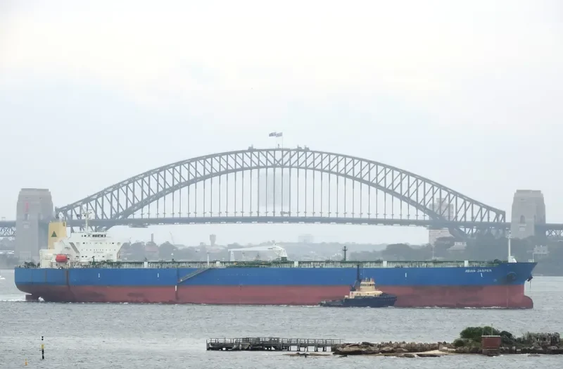 KORO SEA Tanker IMO 9395379 photo 5