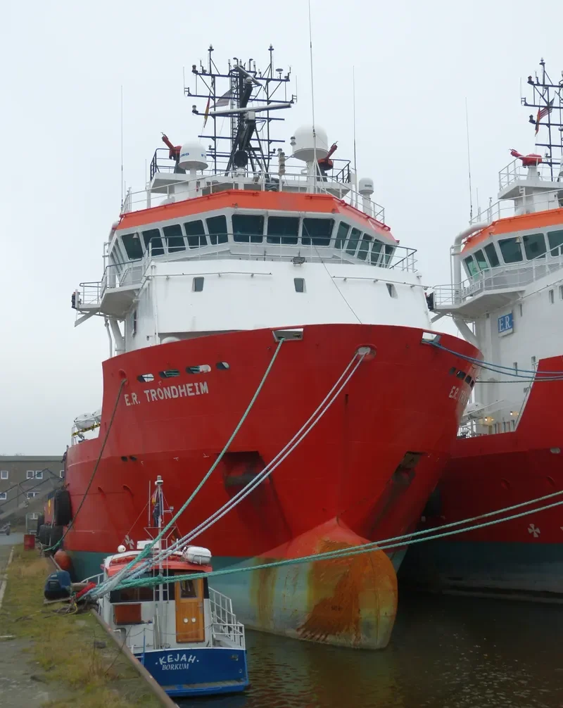 FS CRATHES Offshore Vessel IMO 9395458 photo 3