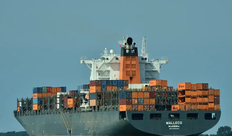 ACTUARIA Container Ship IMO 9395525 photo 9