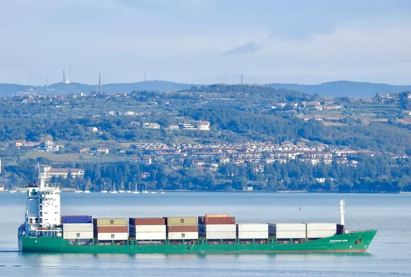 CONTSHIP VOW Container Ship IMO 9395599 photo 6