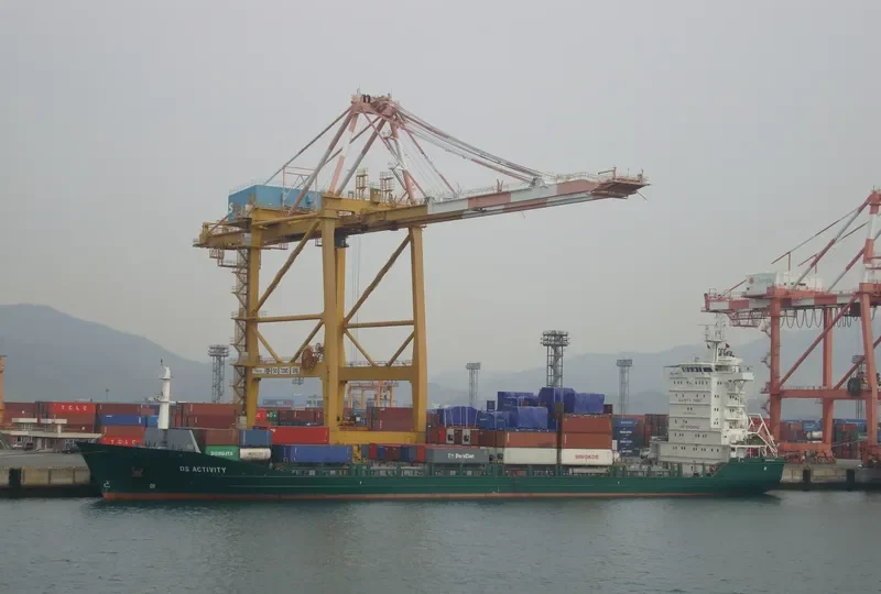 CONTSHIP WIN Container Ship IMO 9395604 photo 5