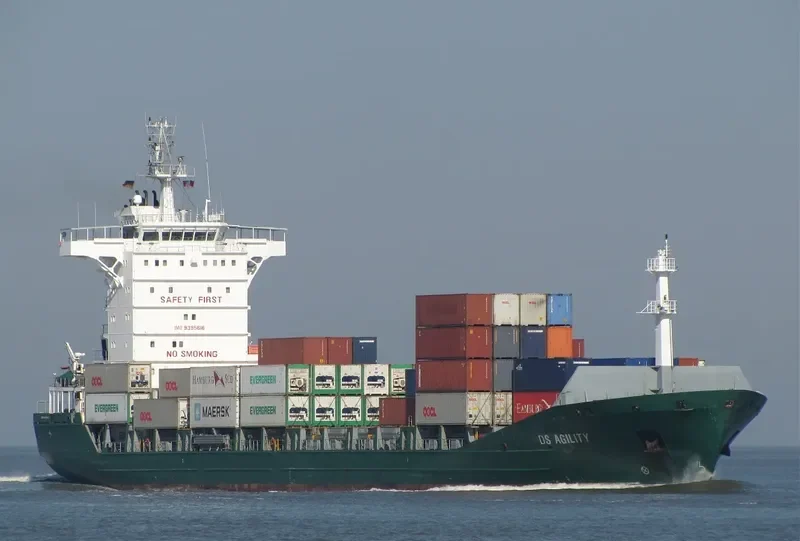 CONTSHIP TOP Container Ship IMO 9395616 photo 9