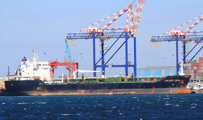EMILY Tanker IMO 9395719 photo 2