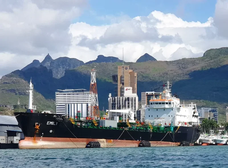EMILY Tanker IMO 9395719 photo 4