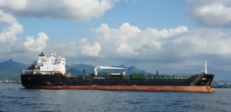 EMILY Tanker IMO 9395719 photo 7
