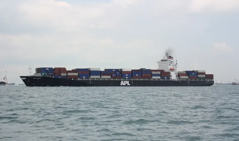BAHAMAS Container Ship IMO 9395941 photo 2