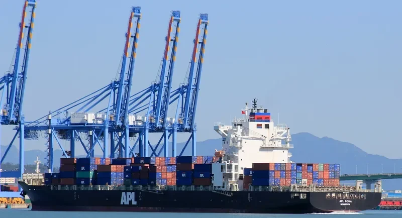 BAHAMAS Container Ship IMO 9395941 photo 7