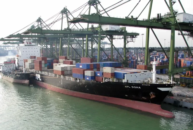 BAHAMAS Container Ship IMO 9395941 photo 9