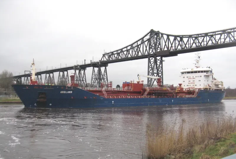 ARSLAND Tanker IMO 9395989 photo 2