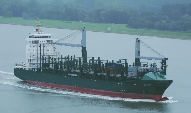 ATLANTIC WEST Container Ship IMO 9396610 photo 8