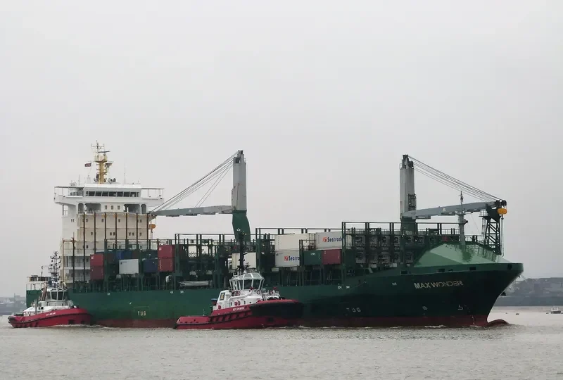 ATLANTIC SILVER Container Ship IMO 9396622 photo 8
